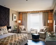 Taj Lands End