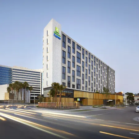 Holiday Inn Express SYDNEY AIRPORT by IHG