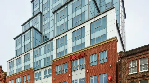 Ibis Reading Centre in Reading