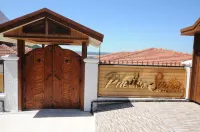 Phellos Suites Boutique Hotel