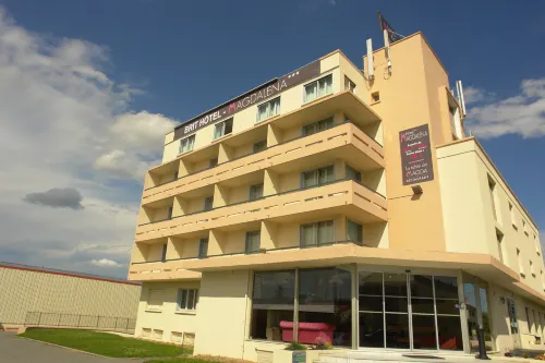 Brit Hôtel Magdalena Hôtels à : Varennes-Vauzelles