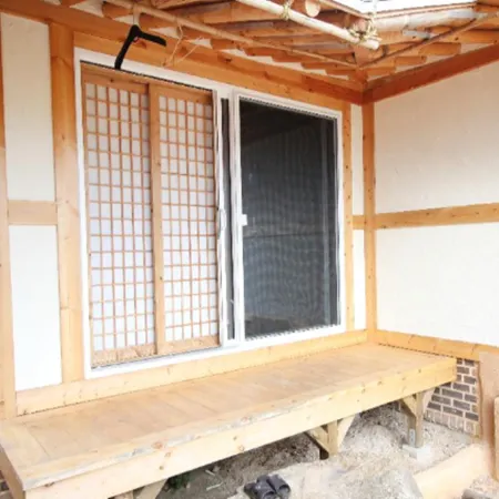 Gurye Unjoru Makdungi Hanok Stay