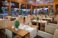 Elba Premium Suites - Adults Only - breakfast