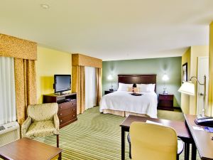 Hampton Inn & Suites Moreno Valley