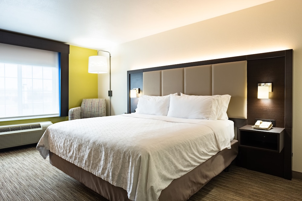 Holiday Inn Express Hotel & Suites Evanston, an Ihg Hotel