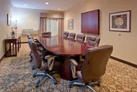 Holiday Inn Express & Suites ST. Paul - Woodbury Hotels in Lake Elmo
