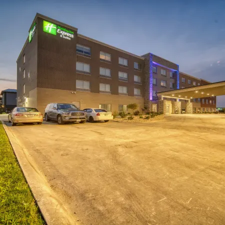 Holiday Inn Express & Suites KOKOMO SOUTH by IHG