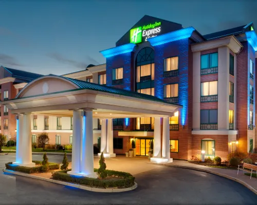 Holiday Inn Express & Suites WARWICK-PROVIDENCE (AIRPORT) by IHG Hotels in Warwick