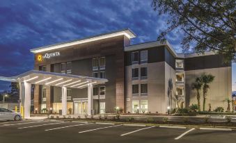 La Quinta Inn & Suites by Wyndham Myrtle Beach - N Kings Hwy