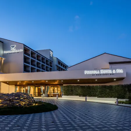Portola Hotel & Spa
