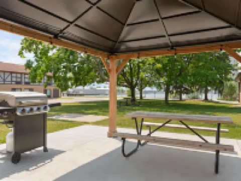 Days Inn by Wyndham Sarnia Harbourfront Hotels in Sarnia