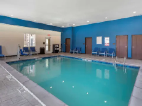 Comfort Inn & Suites Euless DFW West Hotels in Euless