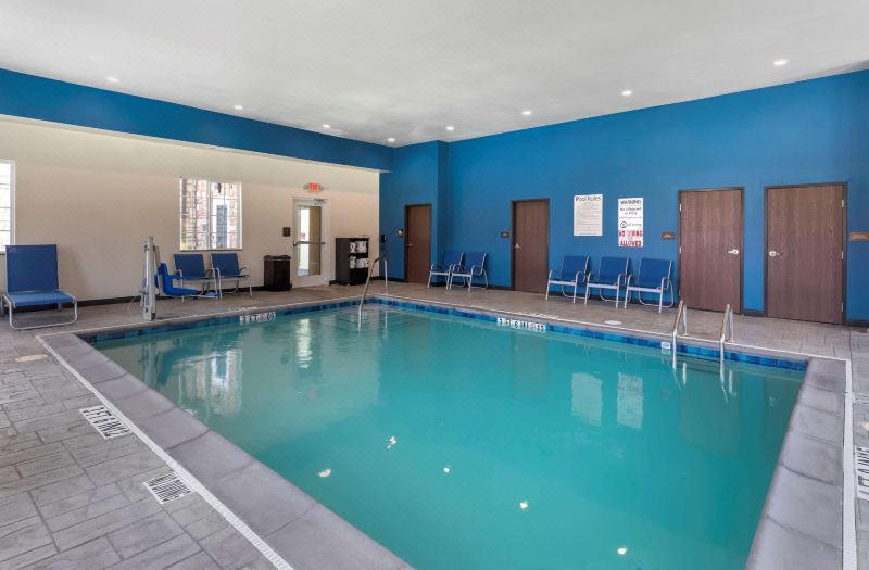 Comfort Inn & Suites Euless DFW West photo 2