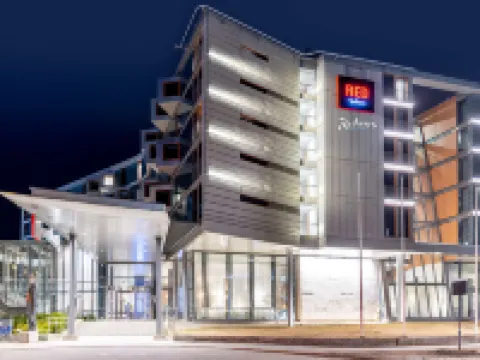 โรงแรมราดิสสัน เรด, สนามบินออสโล โรงแรมในUllensaker