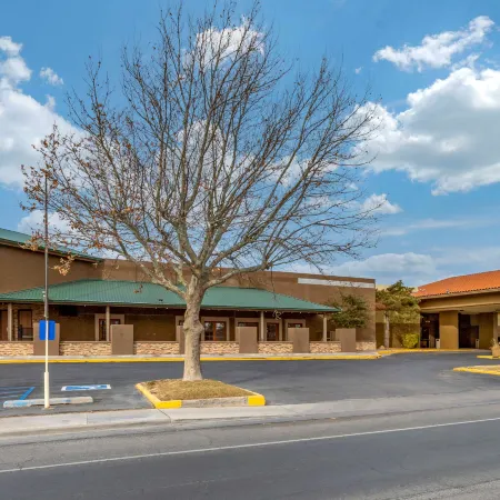 Clarion Inn & Suites
