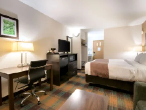 Quality Inn Bloomsburg Hotels in Columbia County