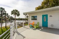 The Keys Bungalow on the Cotee River.