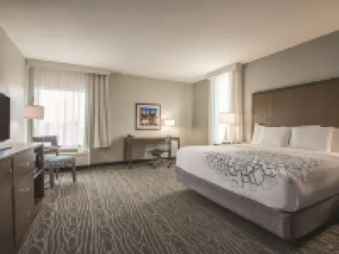 La Quinta Inn & Suites by Wyndham Kingman Hotels in Kingman