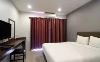 Sritrakul Place Hotels near Bann sukhawadee