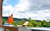 First Residence Hotel - Scenic