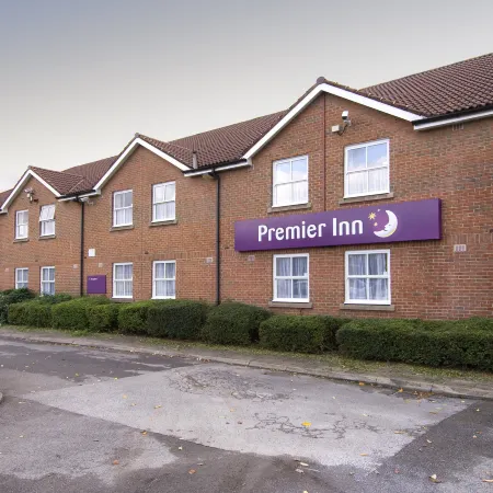 Premier Inn Warrington (A49/M62,J9)