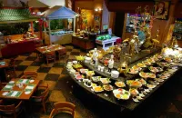 Century Park Hotel - Завтрак