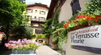 La Terrasse Fleurie, Logis, Hôtel et Restaurant Các khách sạn ở Les Rousses