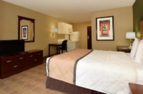 Extended Stay America Suites - Cincinnati - Covington