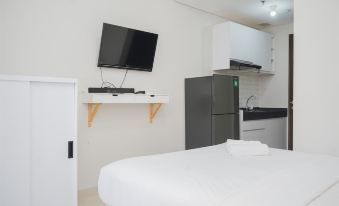 Nice and Modern Studio at Transpark Bintaro Apartment