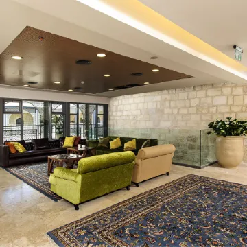 The Sephardic House Hotel in the Jewish Quarter