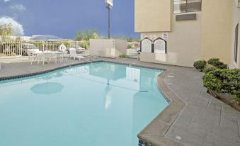 Budget Inn and Suites Stockton Yosemite