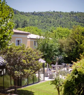 Villa Augusta Hotels in Suze-la-Rousse