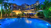 Cairns Sheridan Hotel - Rooftop Pools
