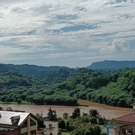 Chishui Yay Homestay (South Suburb Road No. 3)