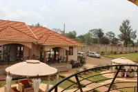 Signature Hotel Apartments Hotels in Jinja