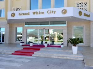 Grand White City Hotel