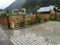 Elif Inan Hotel