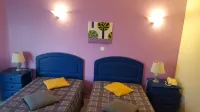 Hotel Apartamento Praia Azul Hotels in Silveira