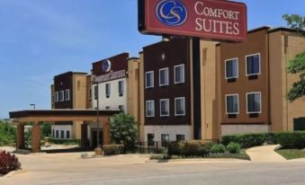 Comfort Suites