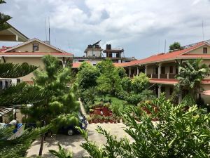 Hidden World Resort and Spa