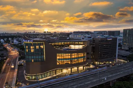 Asawin Grand Convention Hotel Отели рядом с достопримечательностью «Phranakhon Rajabhat University»