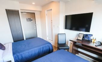 HOTEL LiVEMAX Toyama - Housity