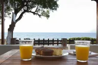 Horizonte Seafront Suites Hotels in Mithimna