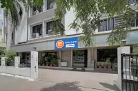 Hotel Gujrat Các khách sạn gần Zilla Parishad Primary School