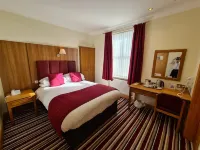 The Royal Hotel Hotels near Leisure Time Casino