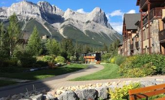 Basecamp Lodge Canmore