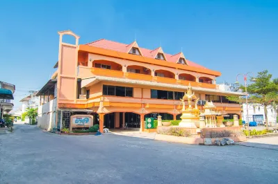 OYO 534 Phasuk Hotel Hoteles en Khao Noi
