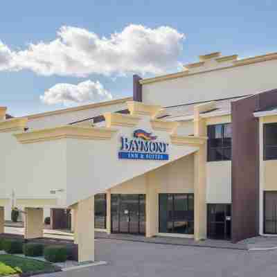 Baymont by Wyndham Kokomo Hotel Exterior