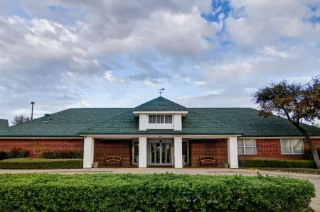 Addison Suites Hotel