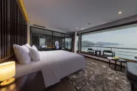Du Thuyền Scarlet Pearl Các khách sạn ở Hạ Long